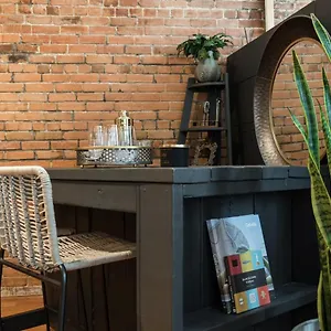 Stunning Old Port Lofts Apartamento Montreal